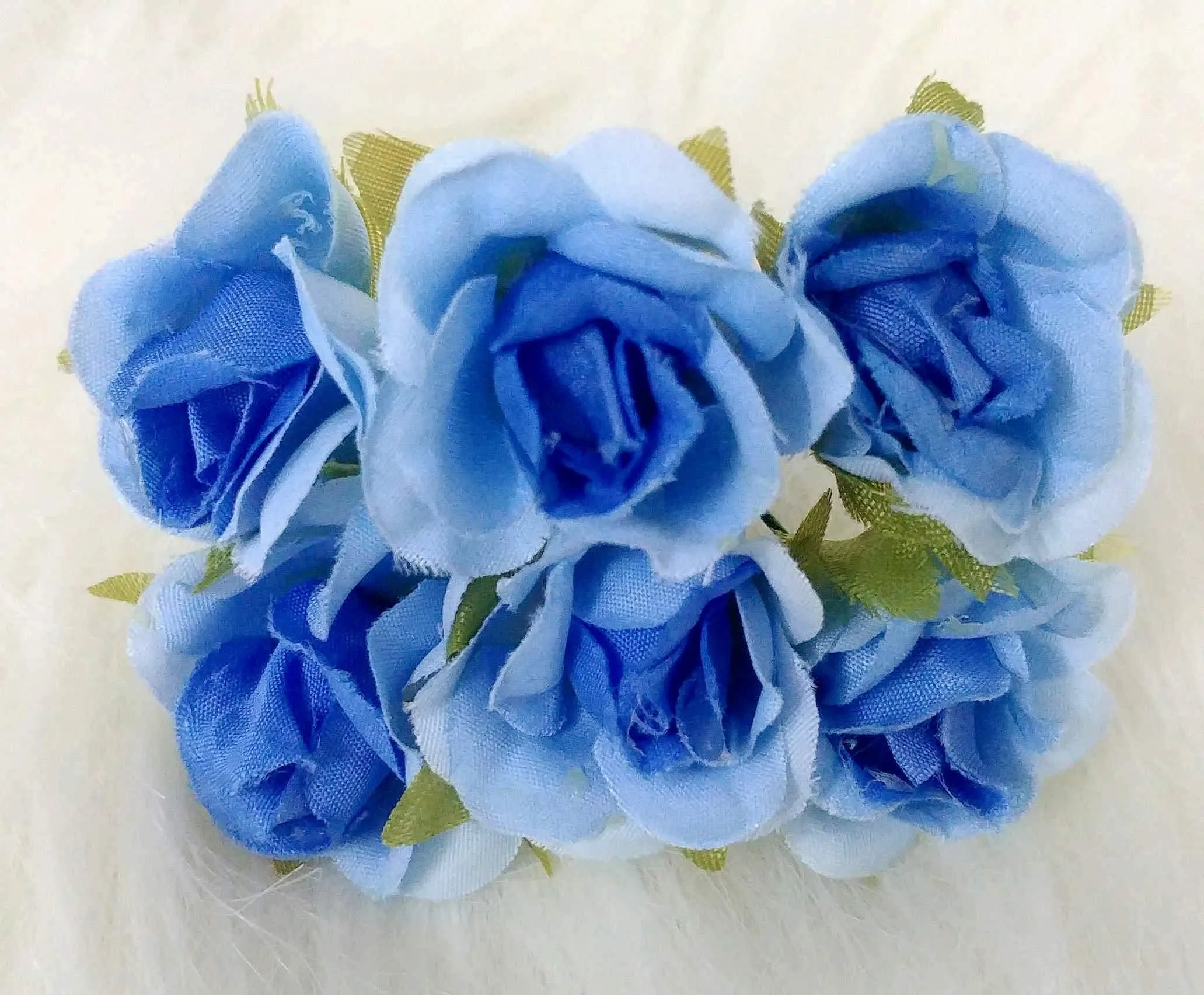 Artificial Carnations Fabric Flowers for Party Decor Gifts or Crafts - Design 1