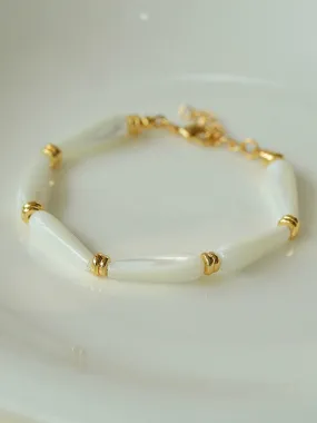 Artisanal White Mother-of-Pearl Beaded Bracelet