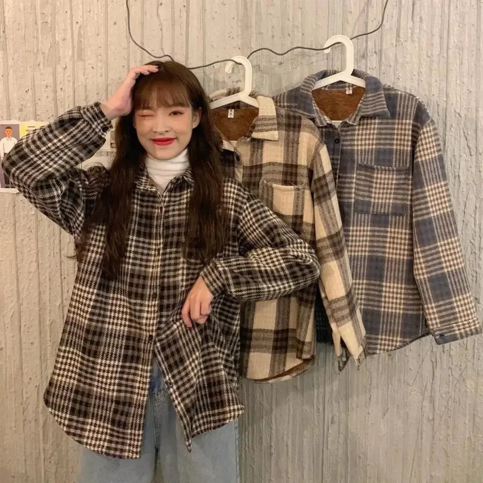 Autumn/Winter Thickened Fleece-Lined Plaid Shirt Women's Vintage HongKong Style Chic Loose-Fit Woolen Jacket Casual Top Winter