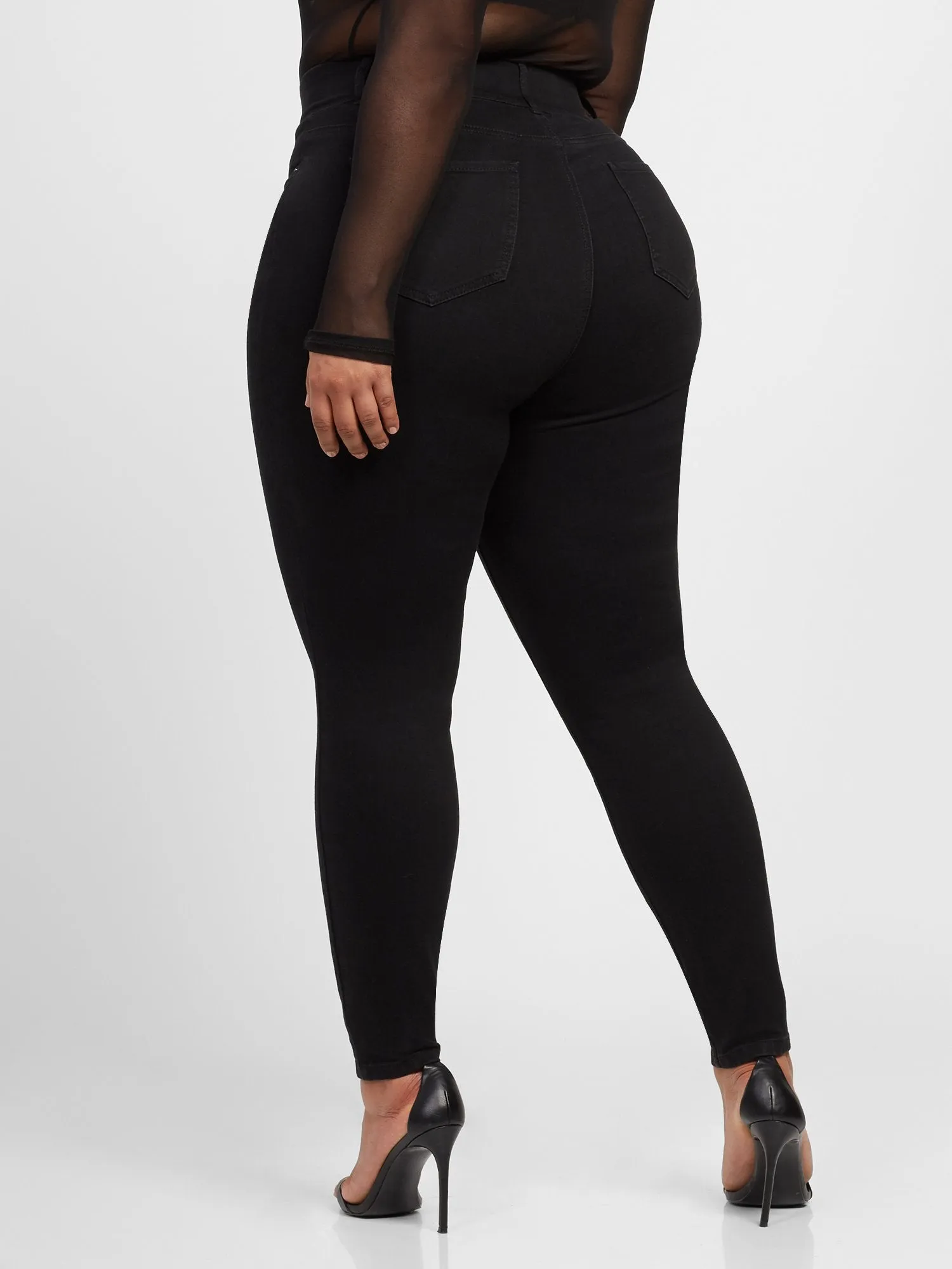 Black Curvy Fit Skinny Jeans - Short Inseam