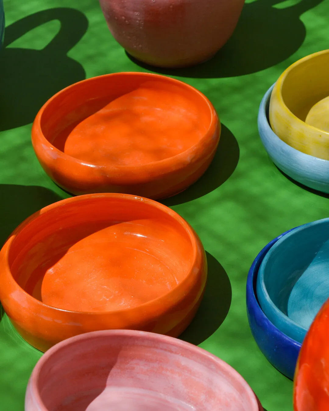 Colorful round bowl