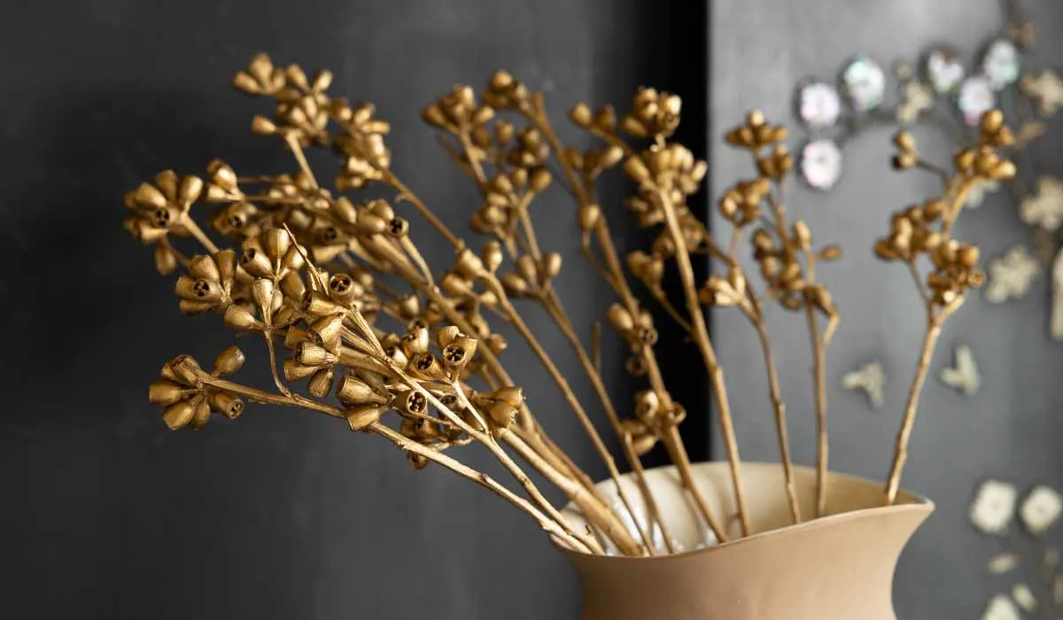 Gorgeous Gold Dried Mini Seed Pods