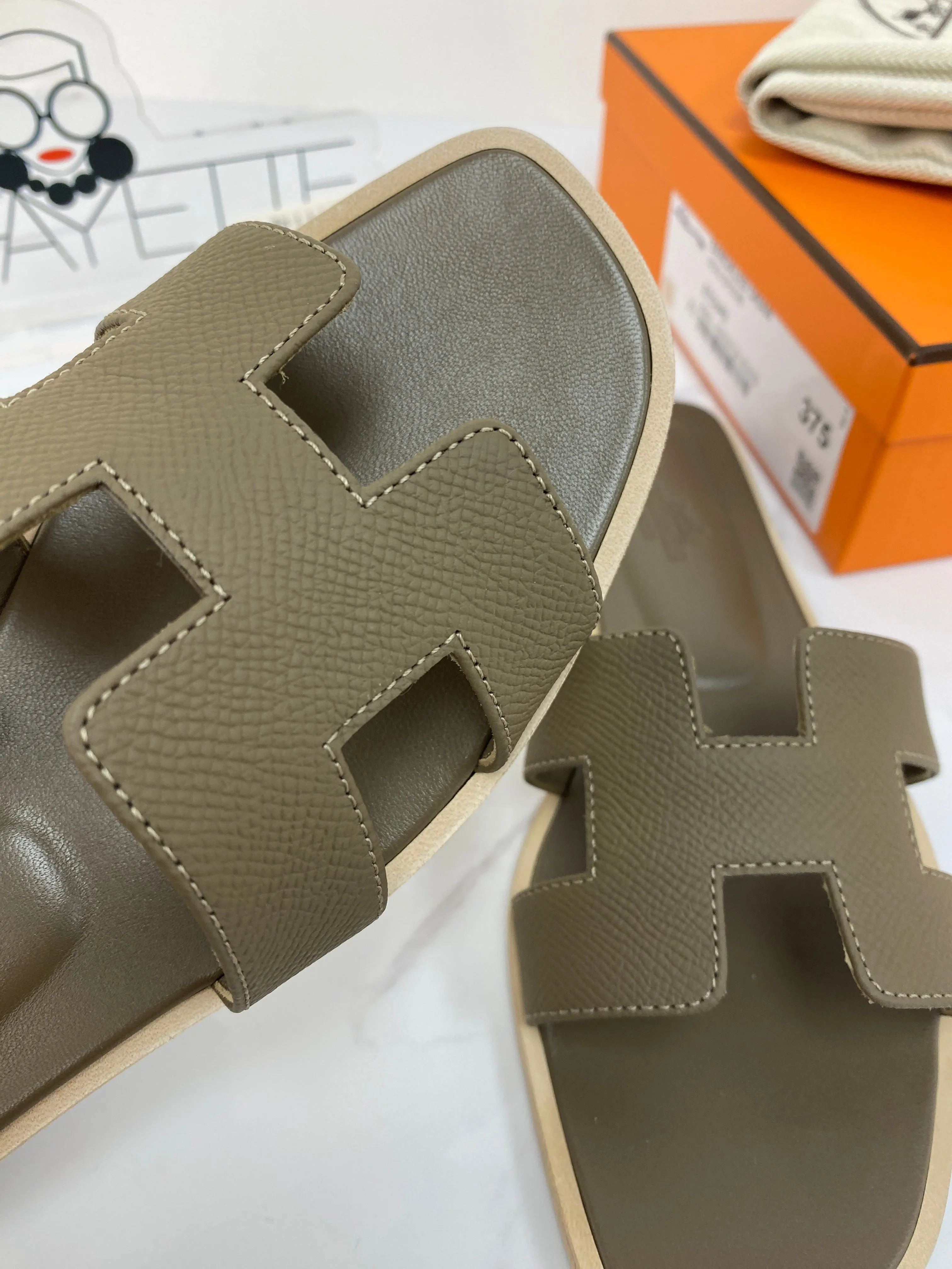 Hermès Oran Sandals