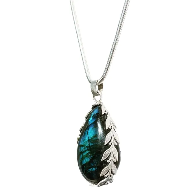 Labradorite and laurel leaves Pendant