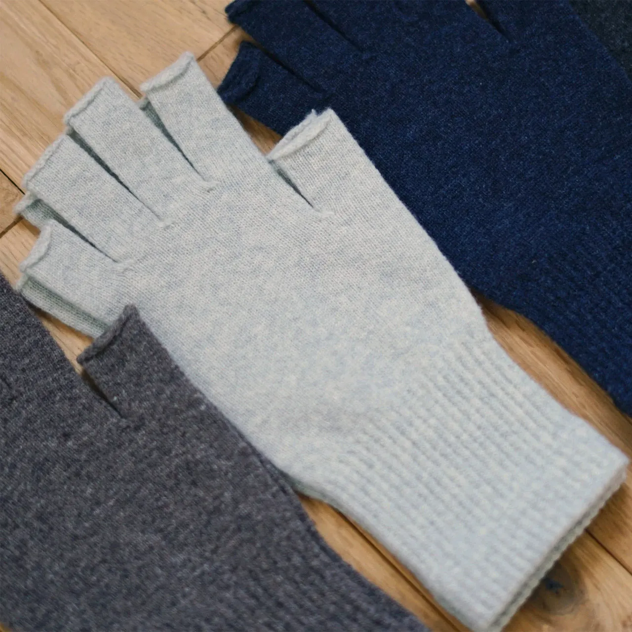 Memeri 100% Merino Wool Fingertip-less Gloves *Last Pair!