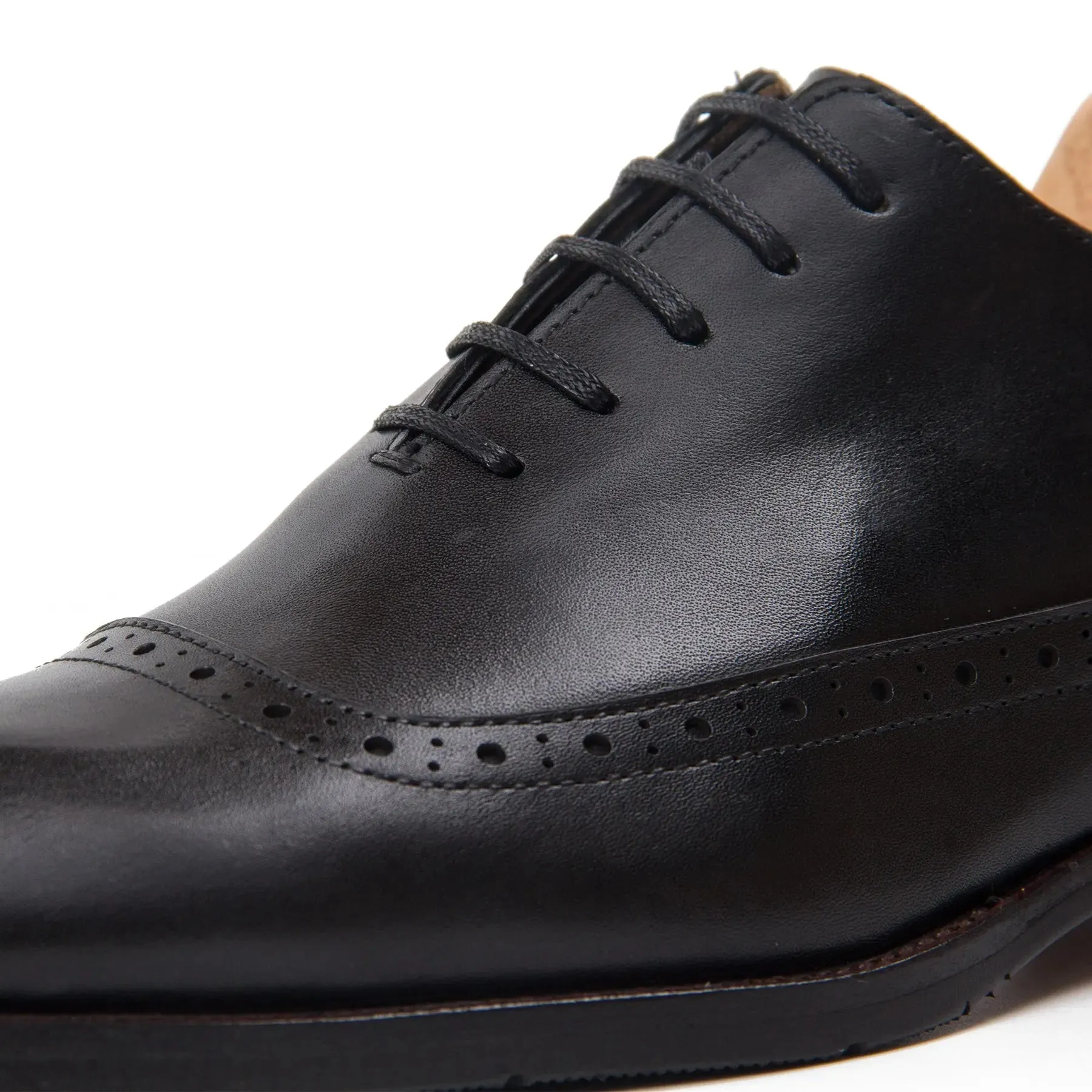 Oxford dress shoes for men