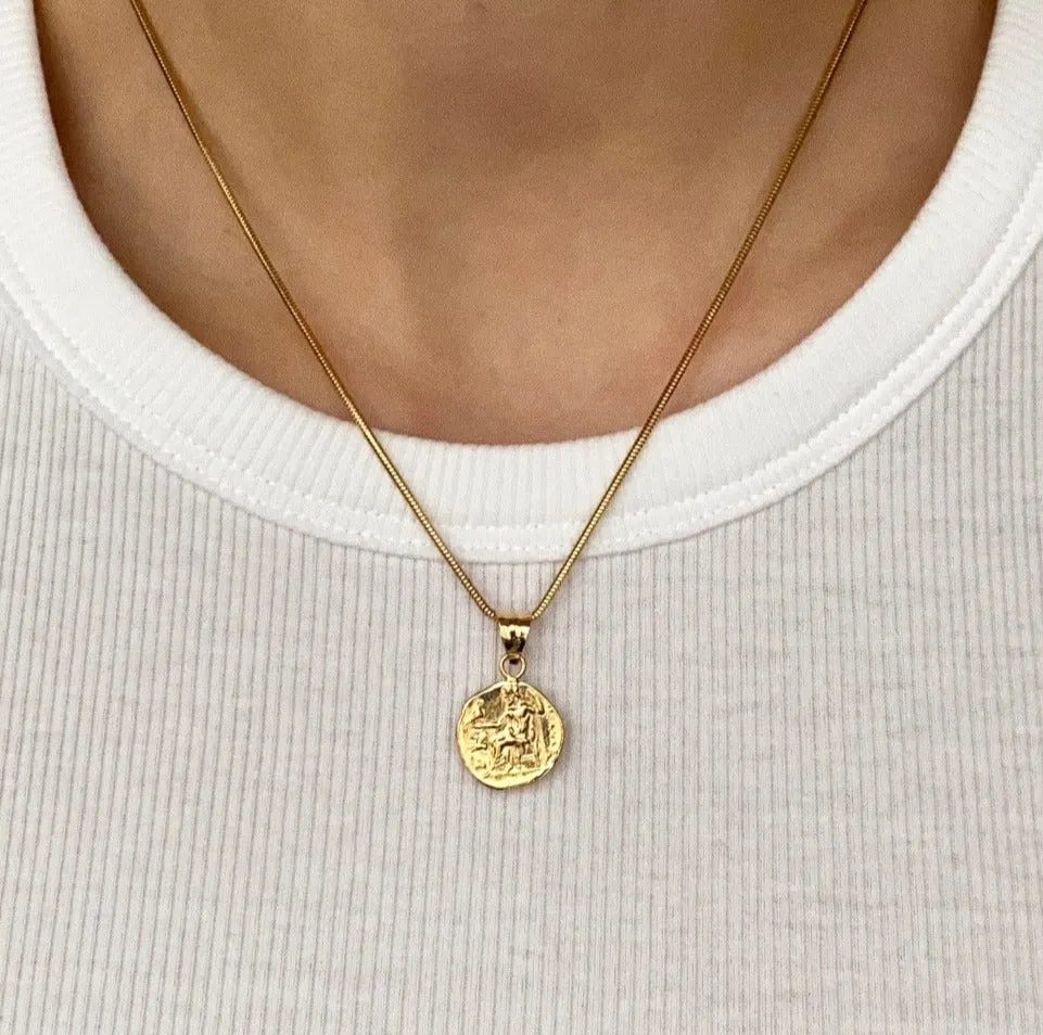 Philee 14k Gold Coin Pendant