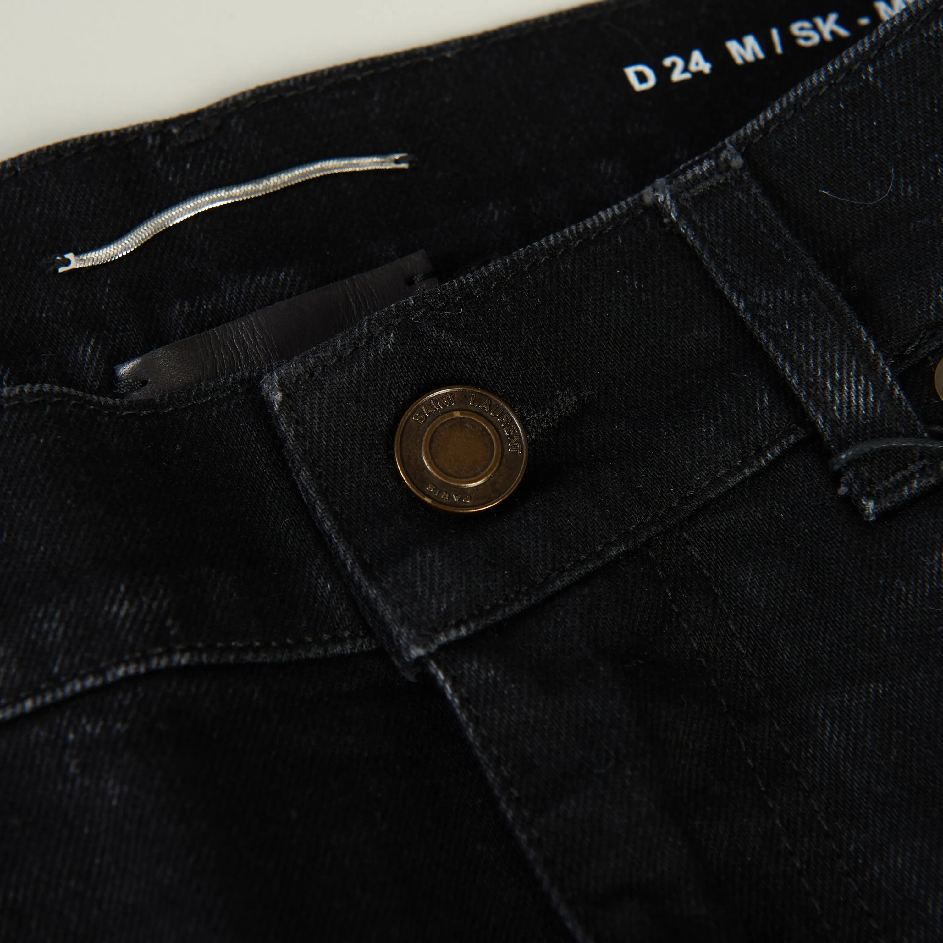 Skinny Jeans - Black Denim, Mid Rise, Five Pocket