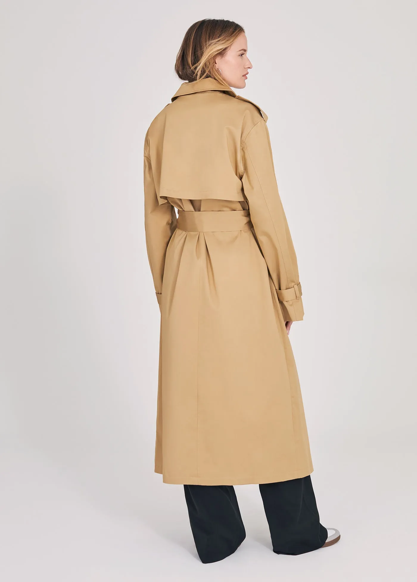 THE CHARLES TRENCH PETITE